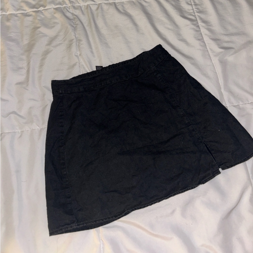 Black linen skirt